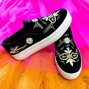 Carlos Santana Suede/Canvas Slip On